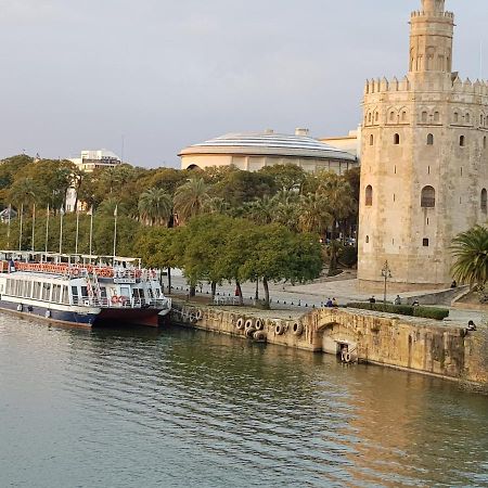 Magnifico Apartamento Tipo Duplex En Triana Sevilla Eksteriør bilde